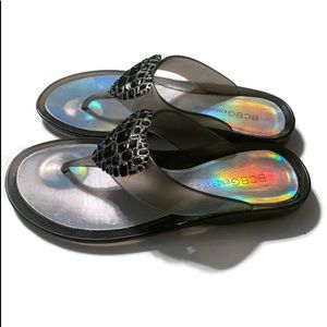 NWOT BCBGeneration Grey/Black Flip Flops 🖤